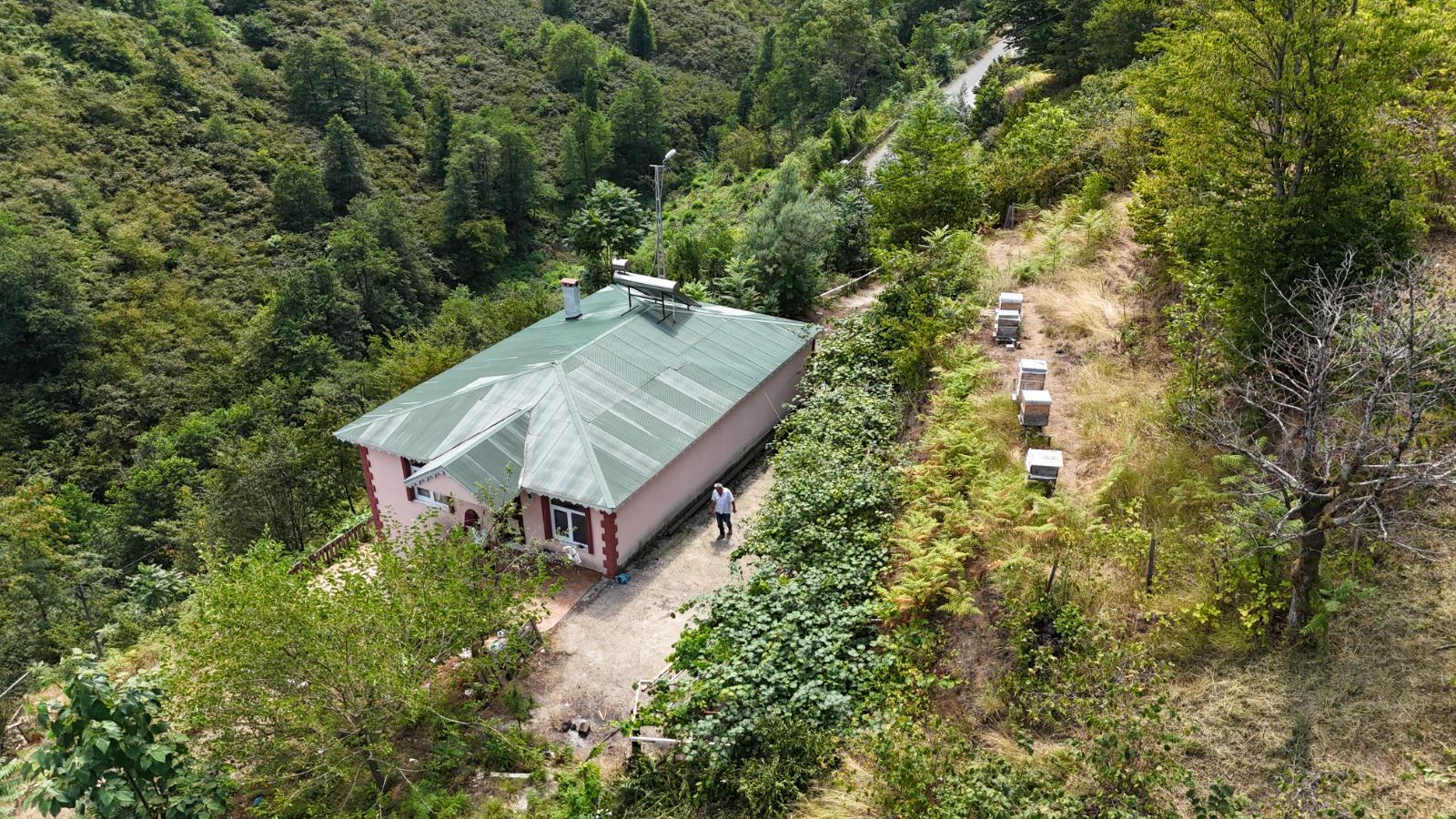 MABEL GAYRİMENKUL/BEŞİKDÜZÜ/ORGANİZE SANAYİ YOLUNDA SATILIK ARSA